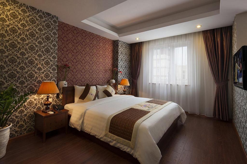 First Eden Hotel - Hang Bun Hanoi Room photo